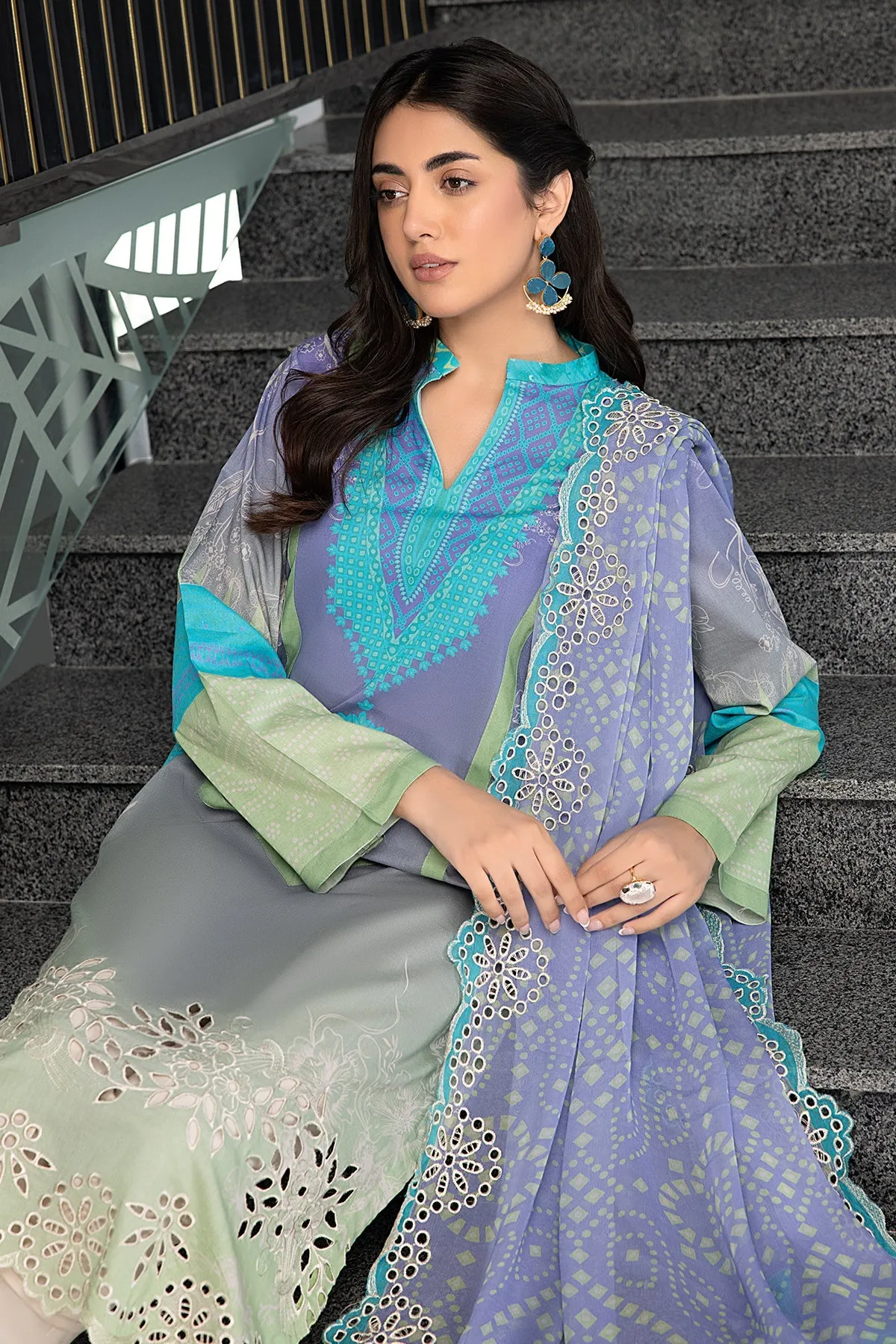 3-PC Unstitched Embroibered Lawn Suit with Embroidered Chiffon Dupatta CCS4-29