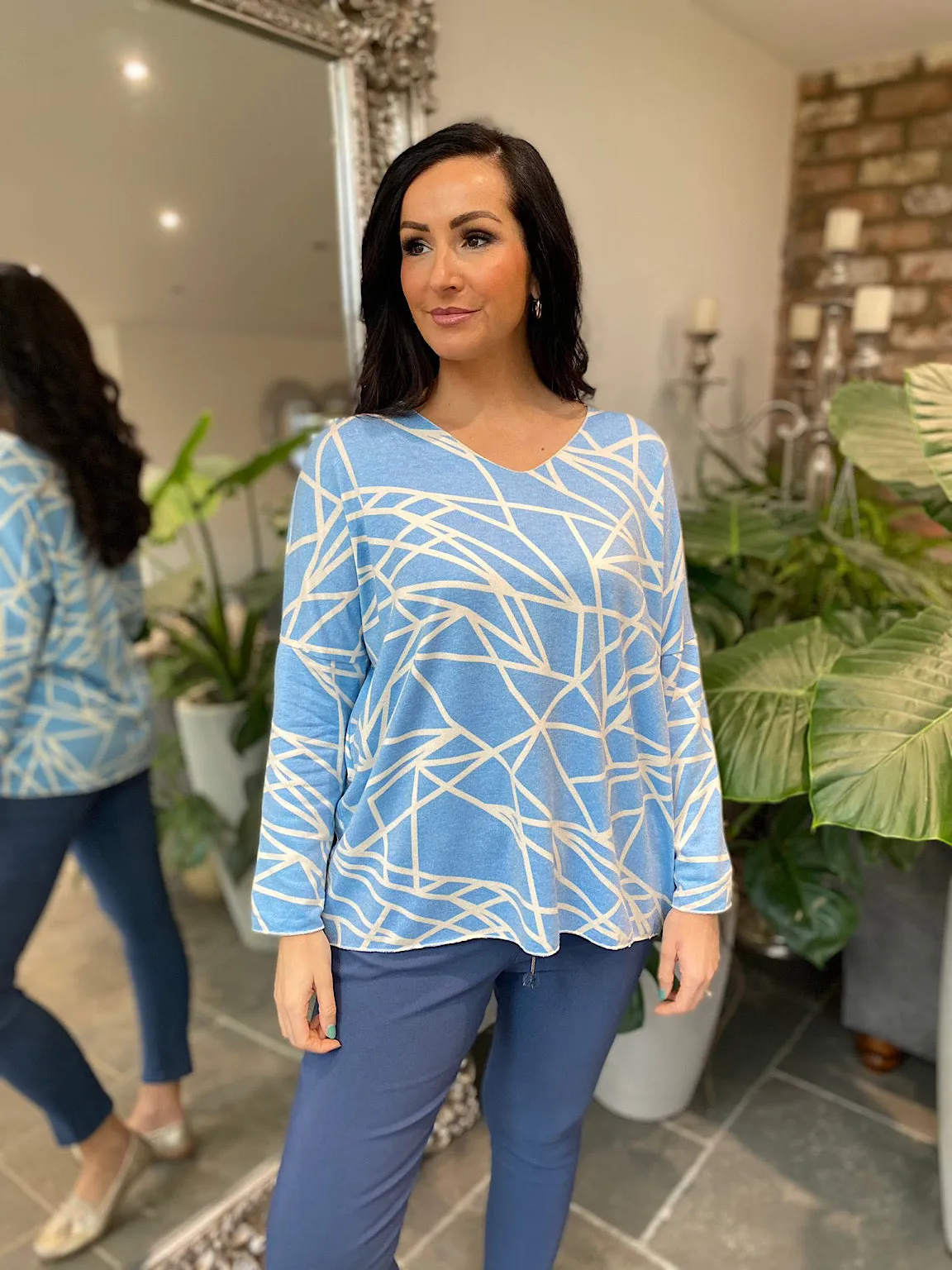 Blue Printed V Neck Knit Carmen