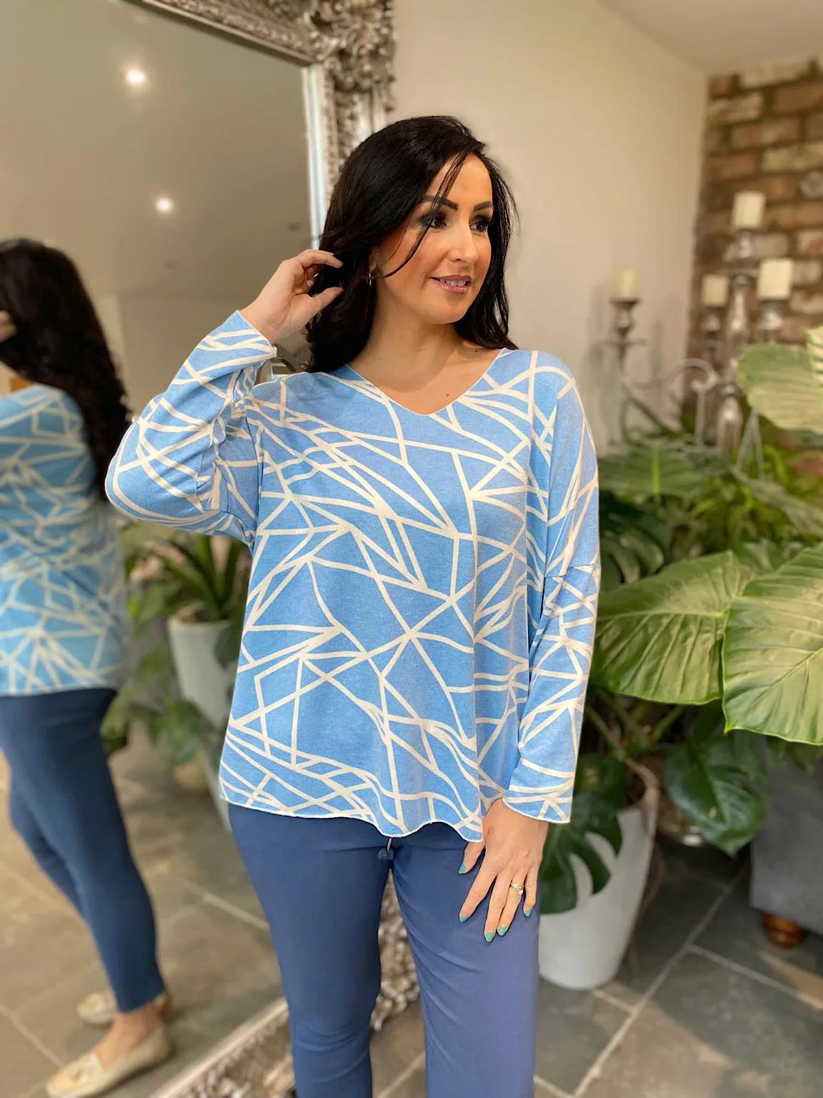 Blue Printed V Neck Knit Carmen