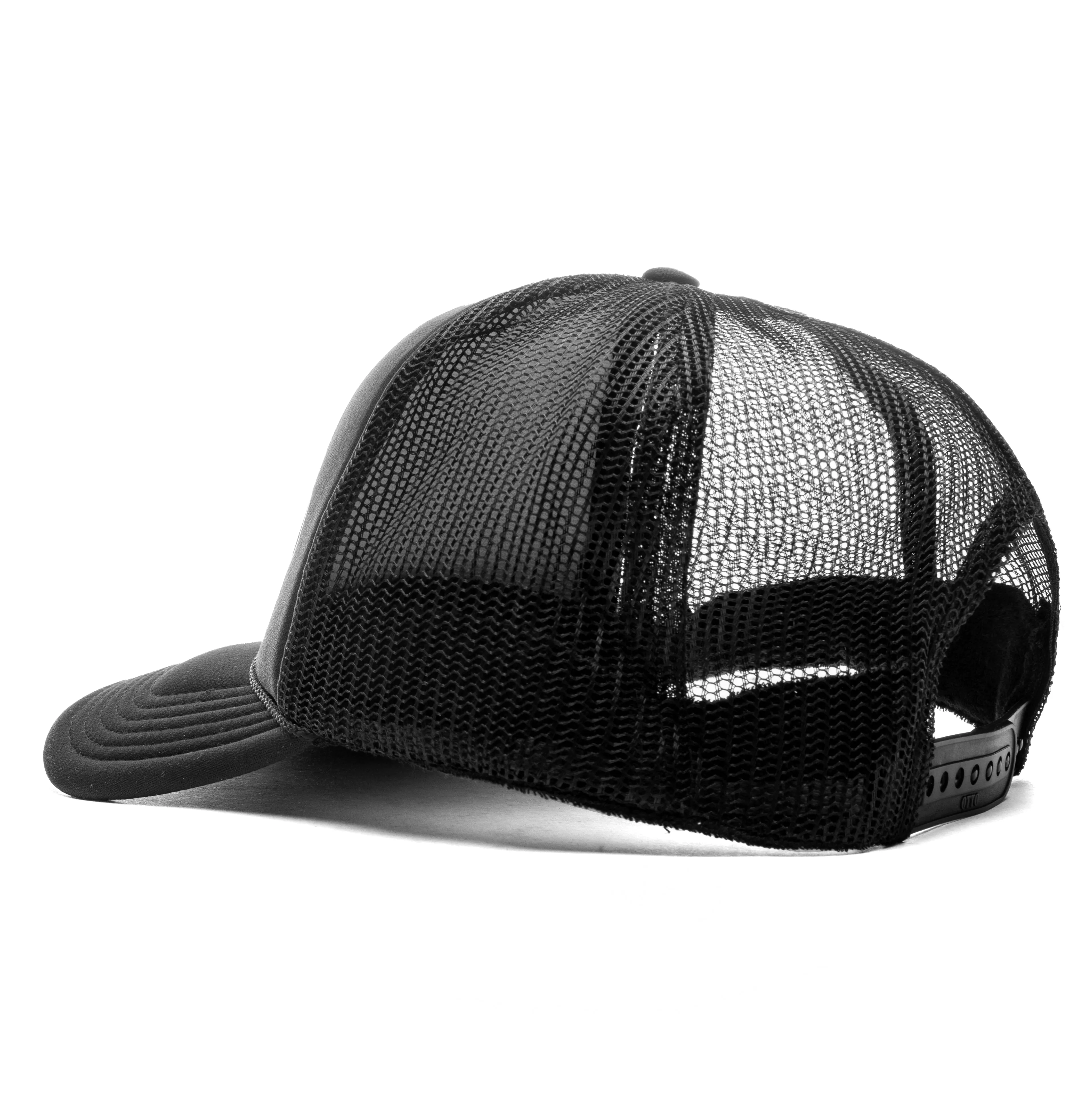 Celtic Trucker - Black/White